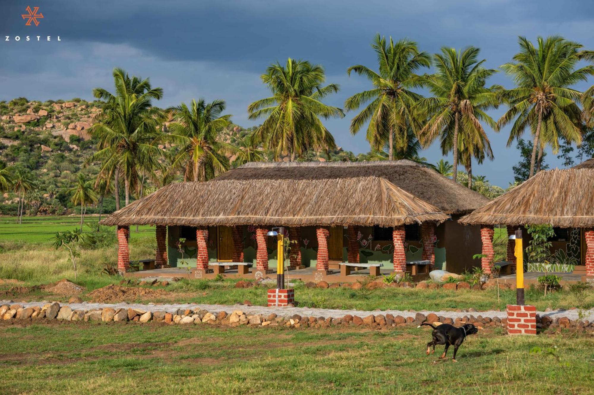 Ostello Zostel Hampi Esterno foto